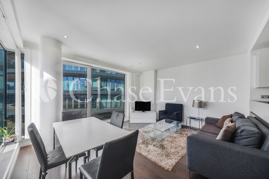 Property photo 2 of 18 Living Area