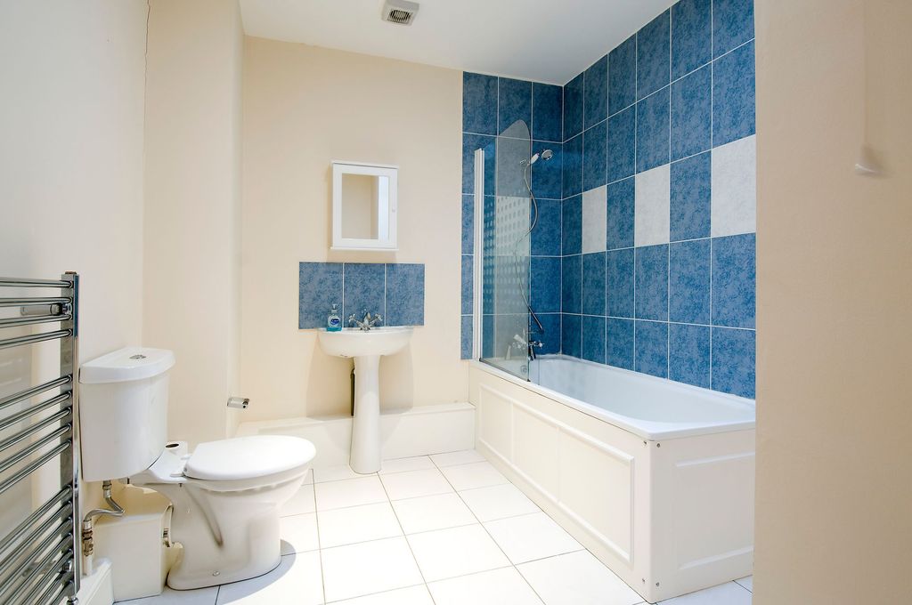 Property photo 2 of 5