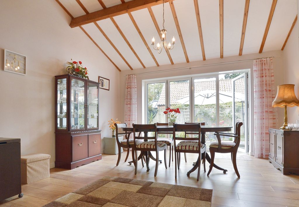 Property photo 3 of 38