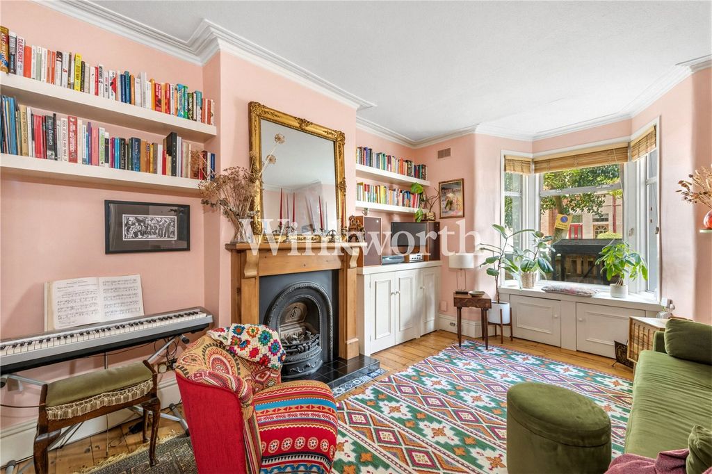 Property photo 2 of 23 Picture No. 07