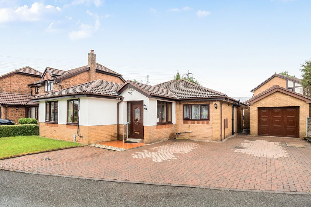 Property photo 1 of 21