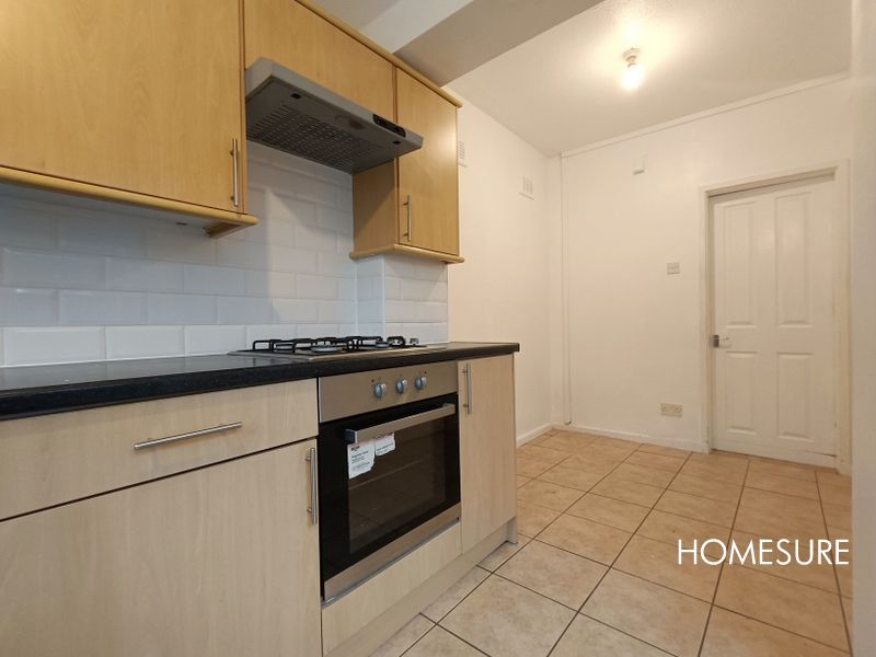 Property photo 3 of 15 Kitchen