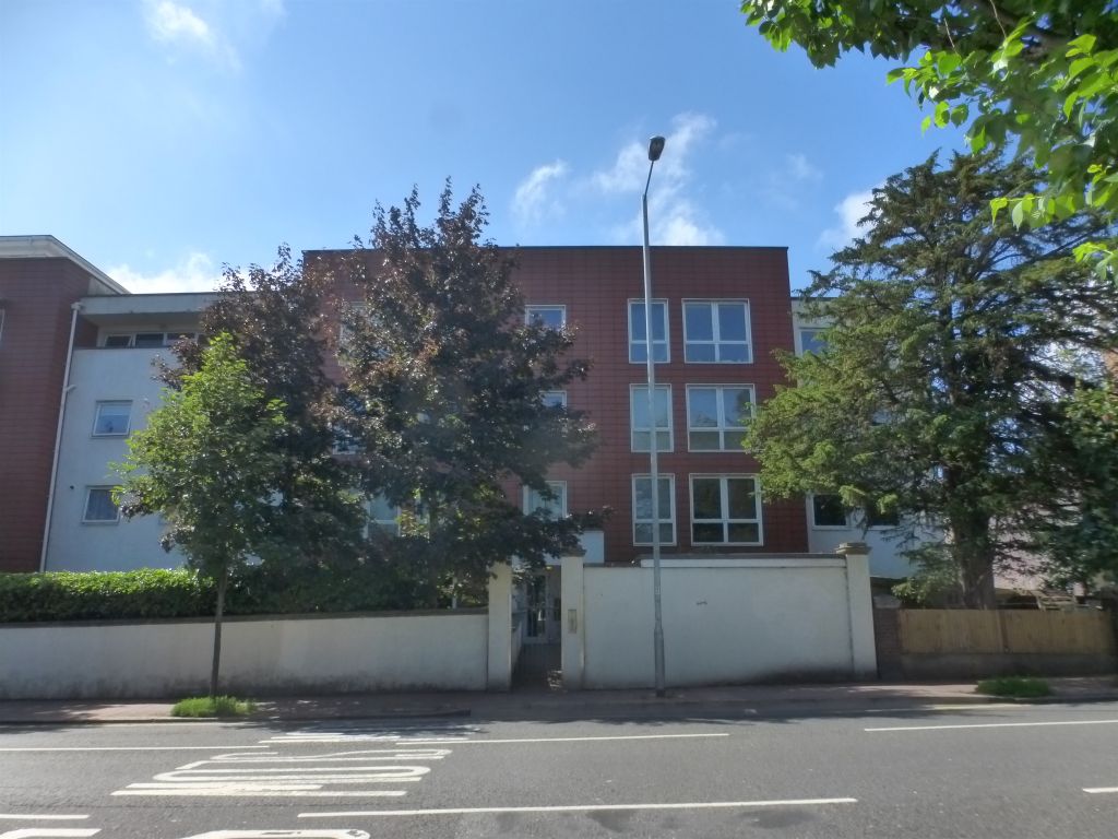 Property photo 1 of 12