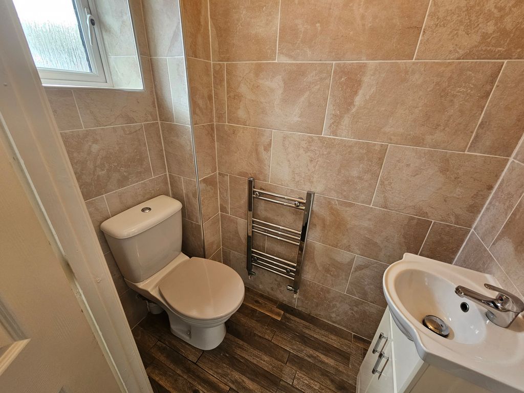 Additional image 9 of 3 bed end terrace house to rentFfordd Y Gamlas, Llanelli SA14