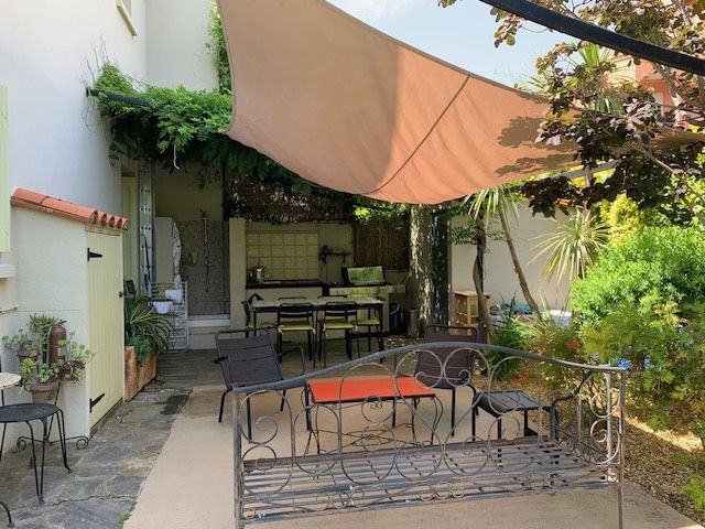 Property photo 3 of 35