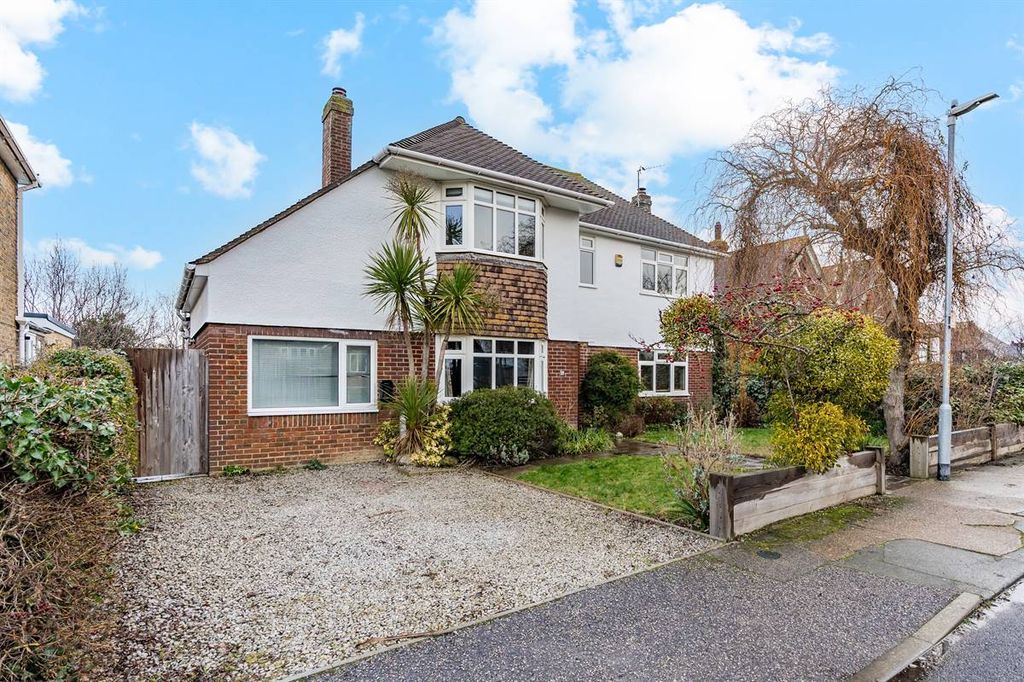 Property photo 1 of 30