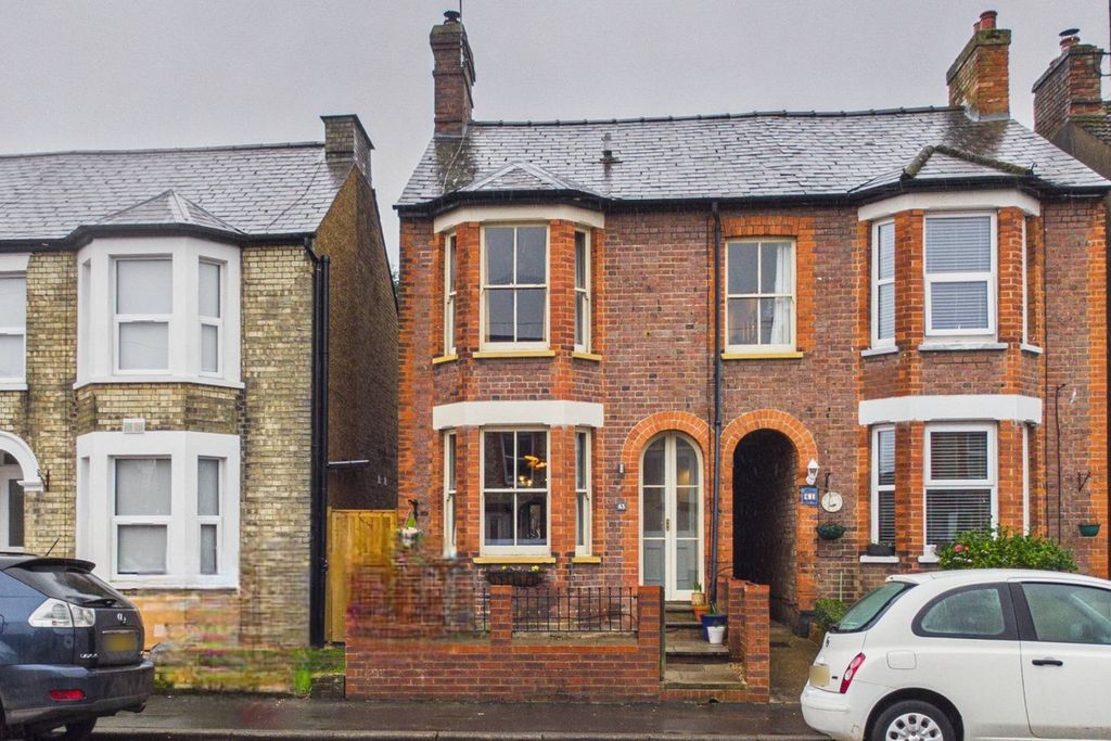 Property photo 1 of 34