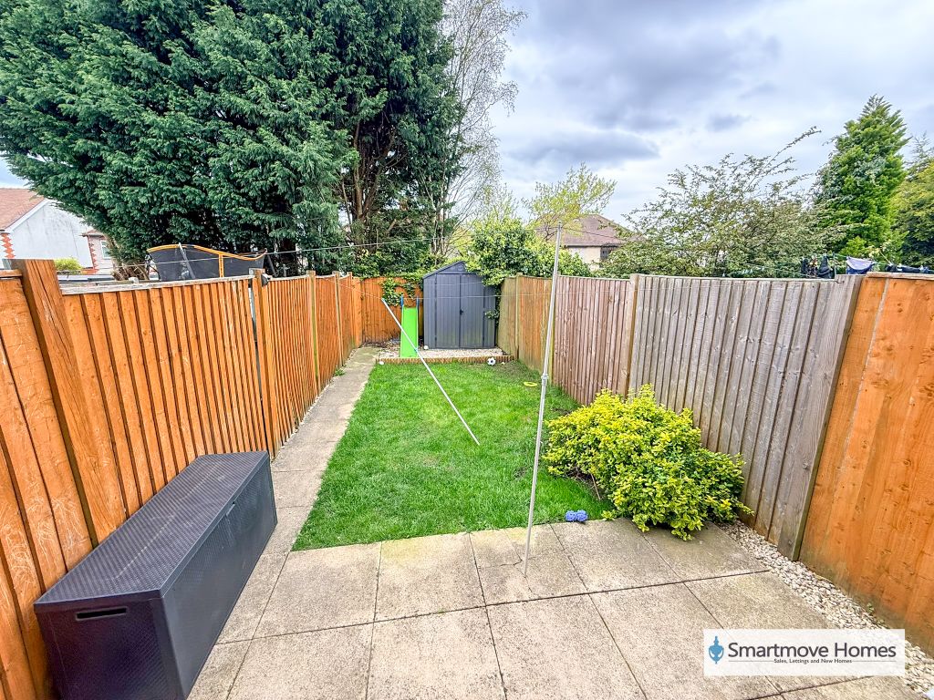 Property photo 3 of 11