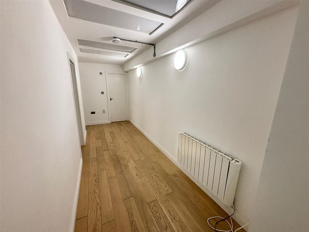 Property photo 2 of 7 Img_1691.Jpg