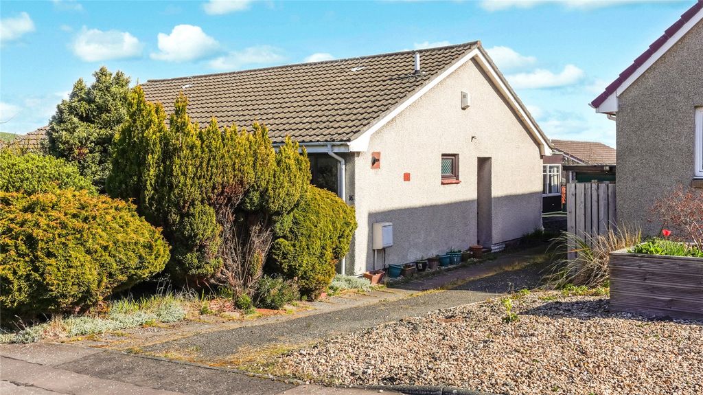 Property photo 2 of 21 Picture No. 03