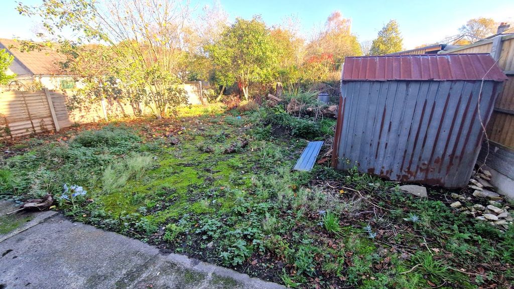 Property photo 2 of 3