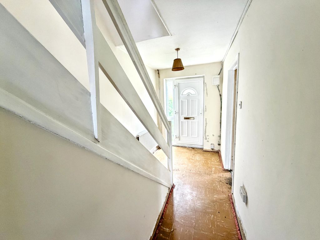 Property photo 2 of 24
