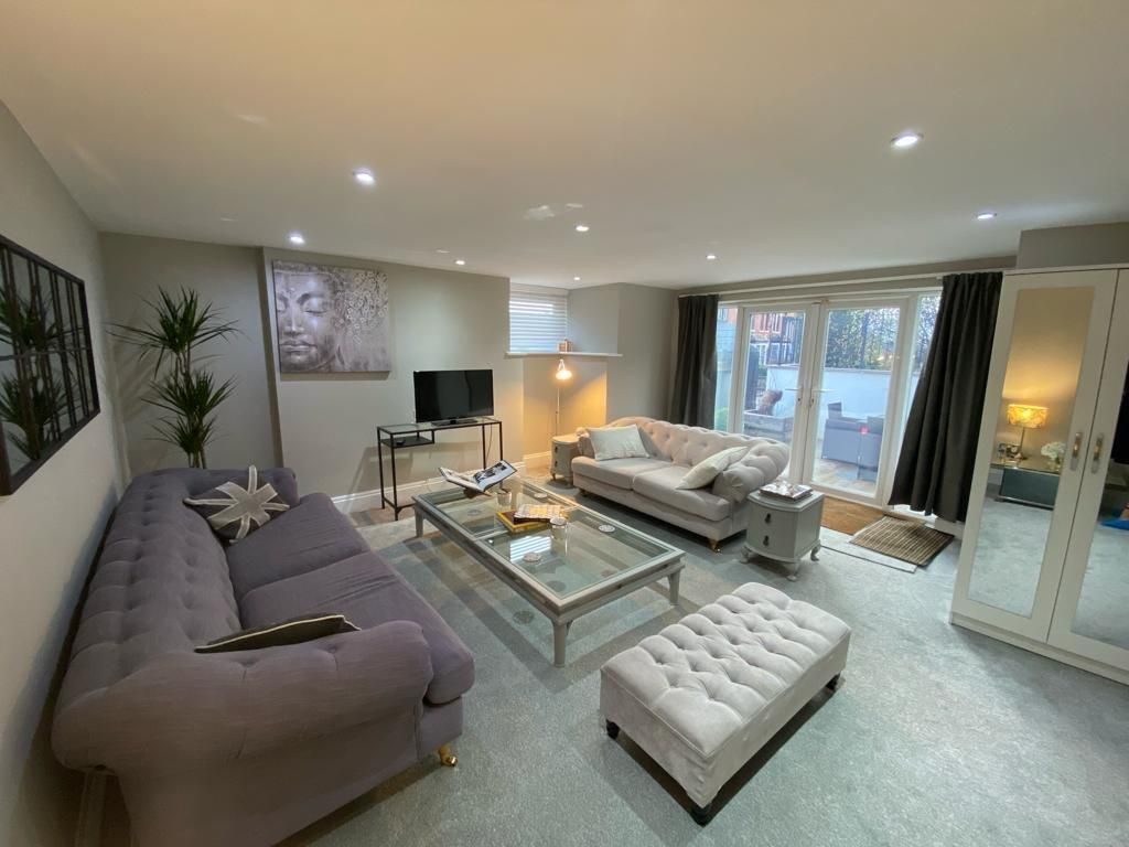 Property photo 3 of 9 Gallery