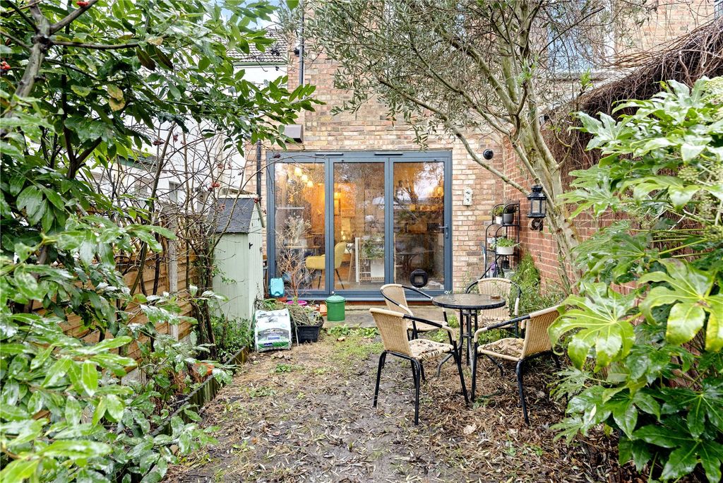 Property photo 3 of 19 Picture No. 16