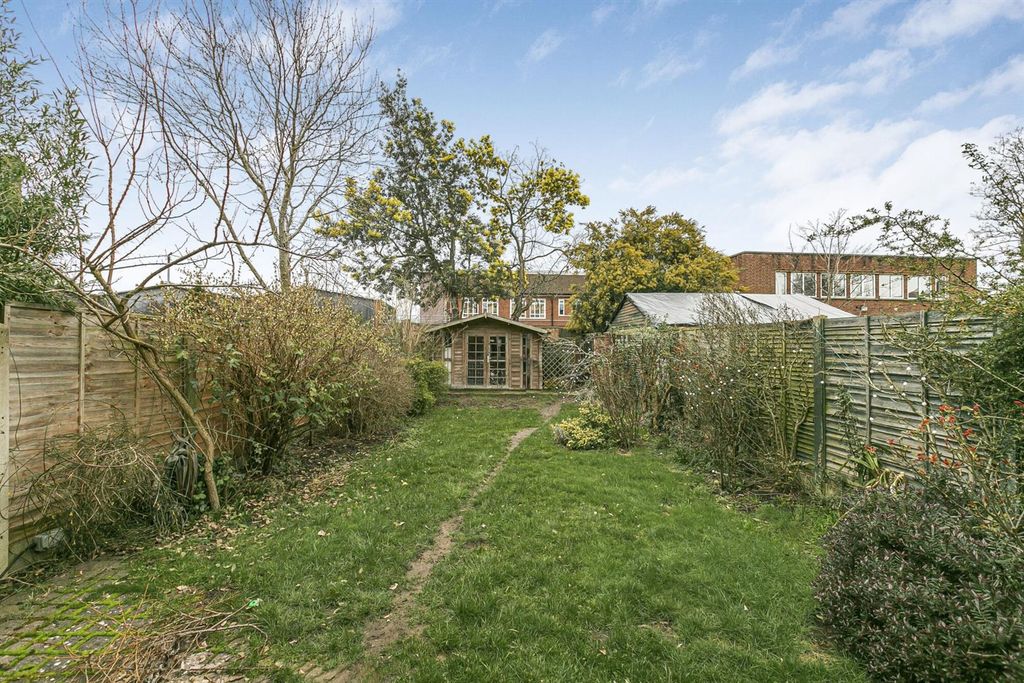 Property photo 2 of 19