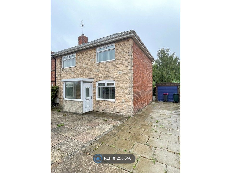 Property photo 2 of 16 Front