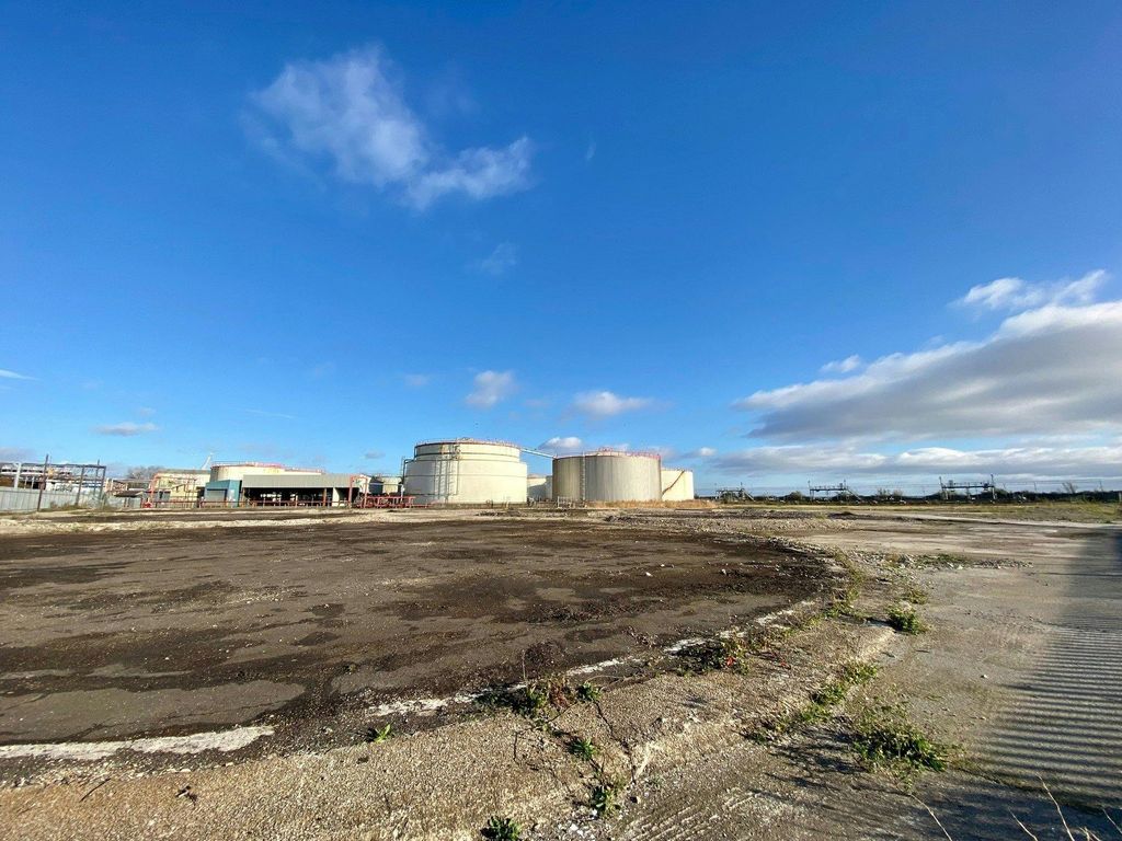 Property photo 3 of 3 Image 3