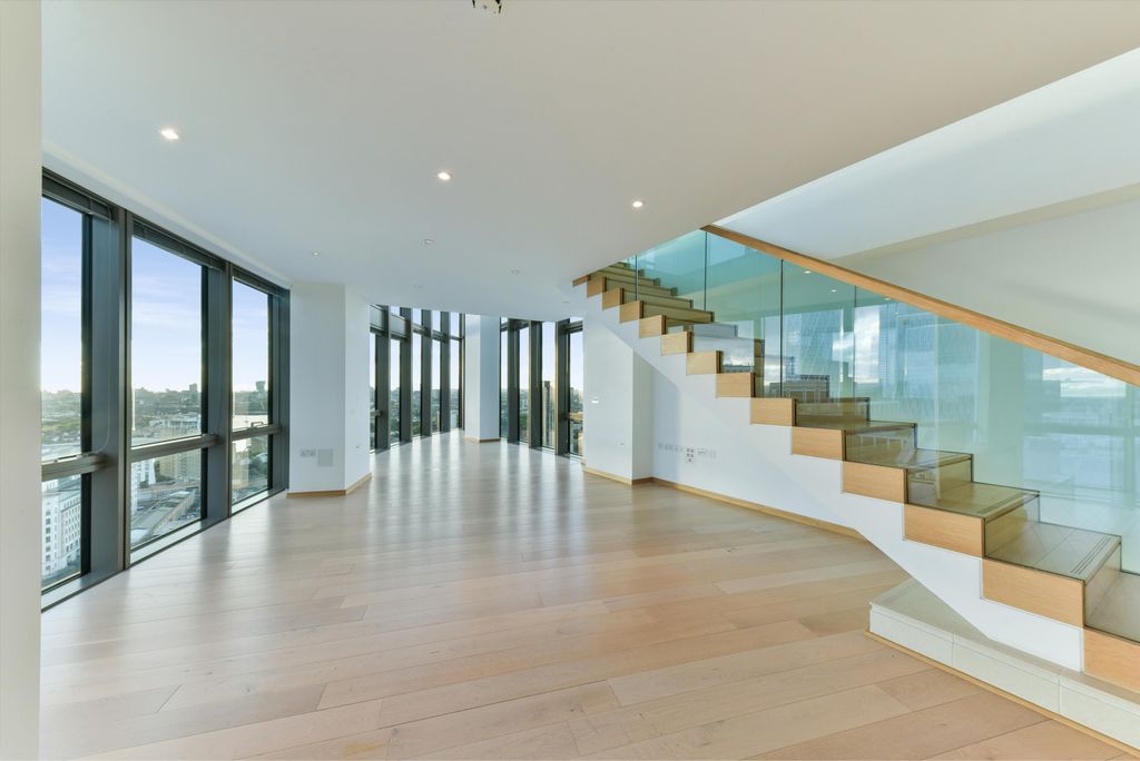 Property photo 1 of 12 Image