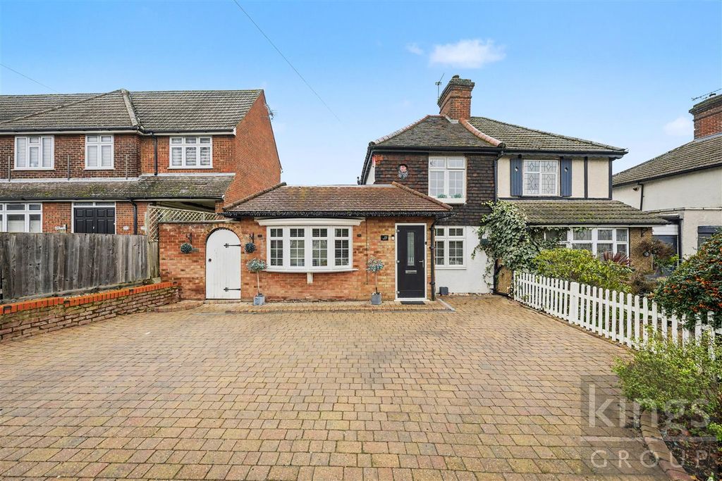 Property photo 2 of 23