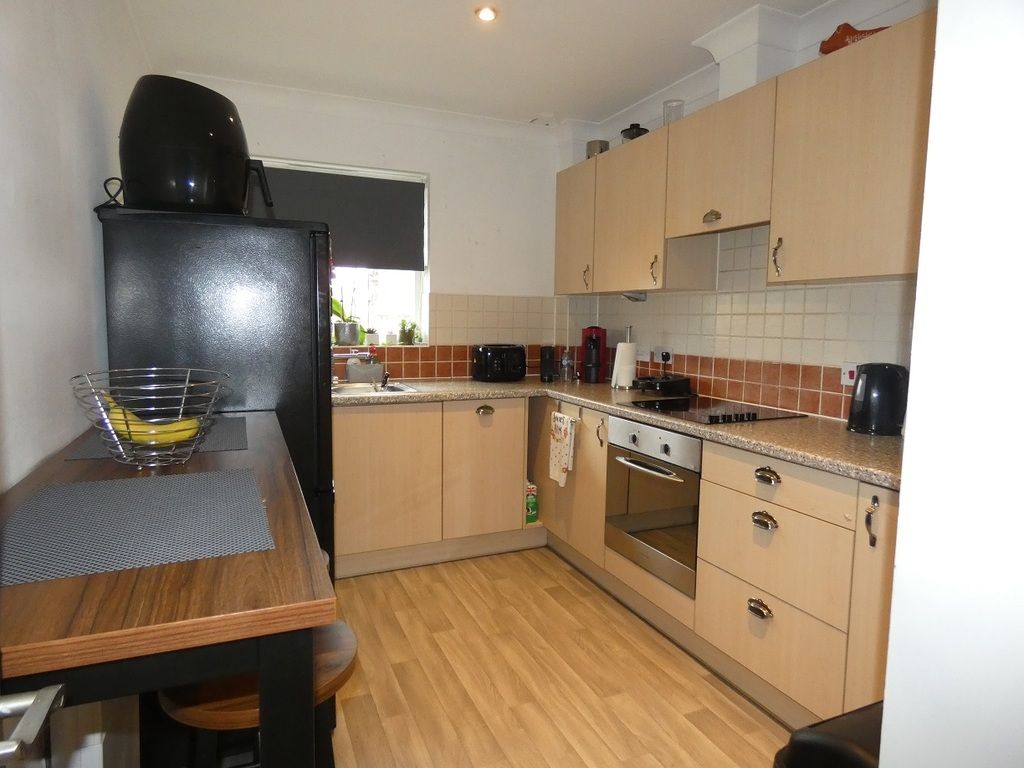 Property photo 2 of 8