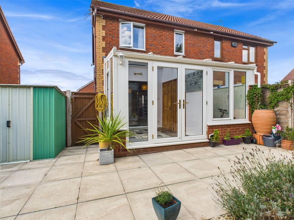 Property photo 3 of 11 Picture No. 06