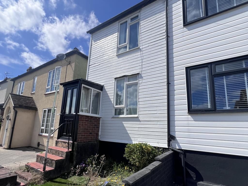 Property photo 1 of 7 External View