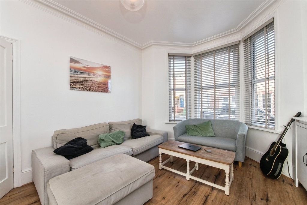 Property photo 3 of 13 Picture No. 07