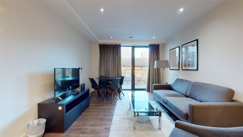 Property photo 2 of 16 Picture No. 49