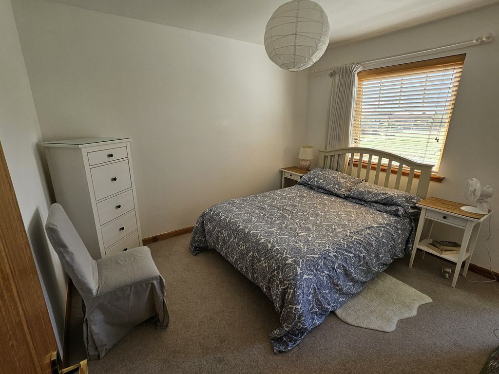 Property photo 3 of 9 Gallery
