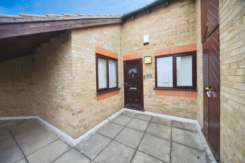 Property photo 1 of 14