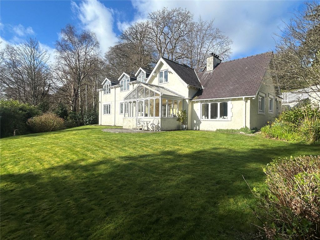 Property photo 2 of 24 Picture No. 31
