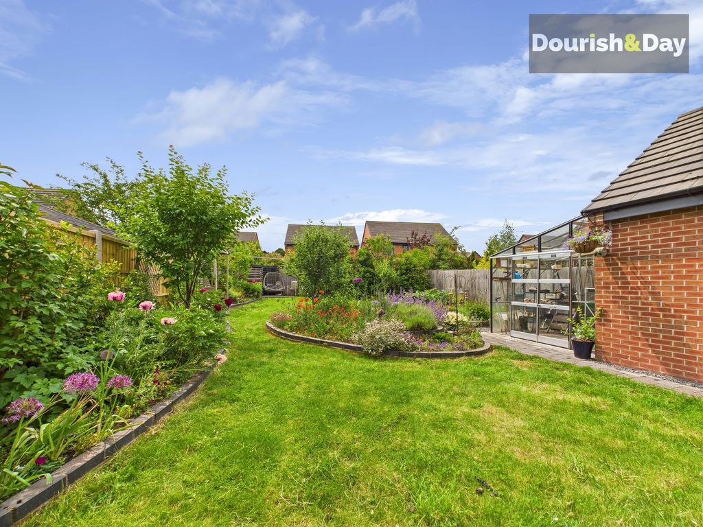 Property photo 2 of 22