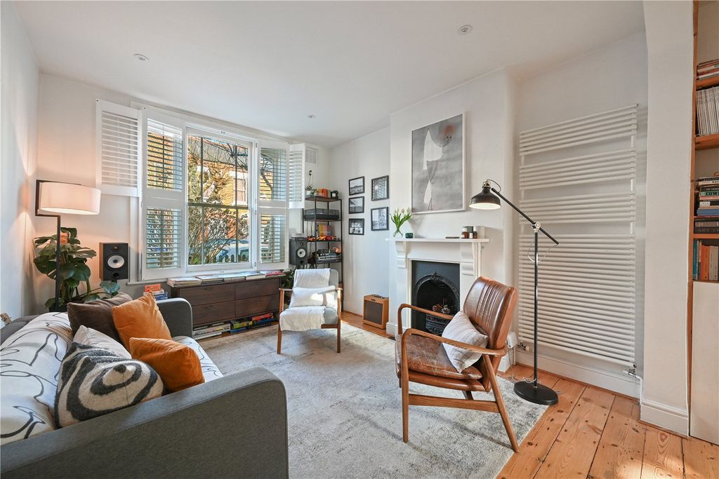 Property photo 2 of 12 Picture No. 28