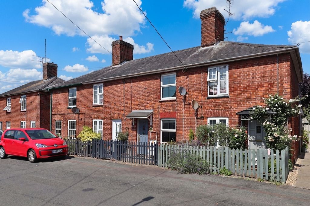 Property photo 1 of 12