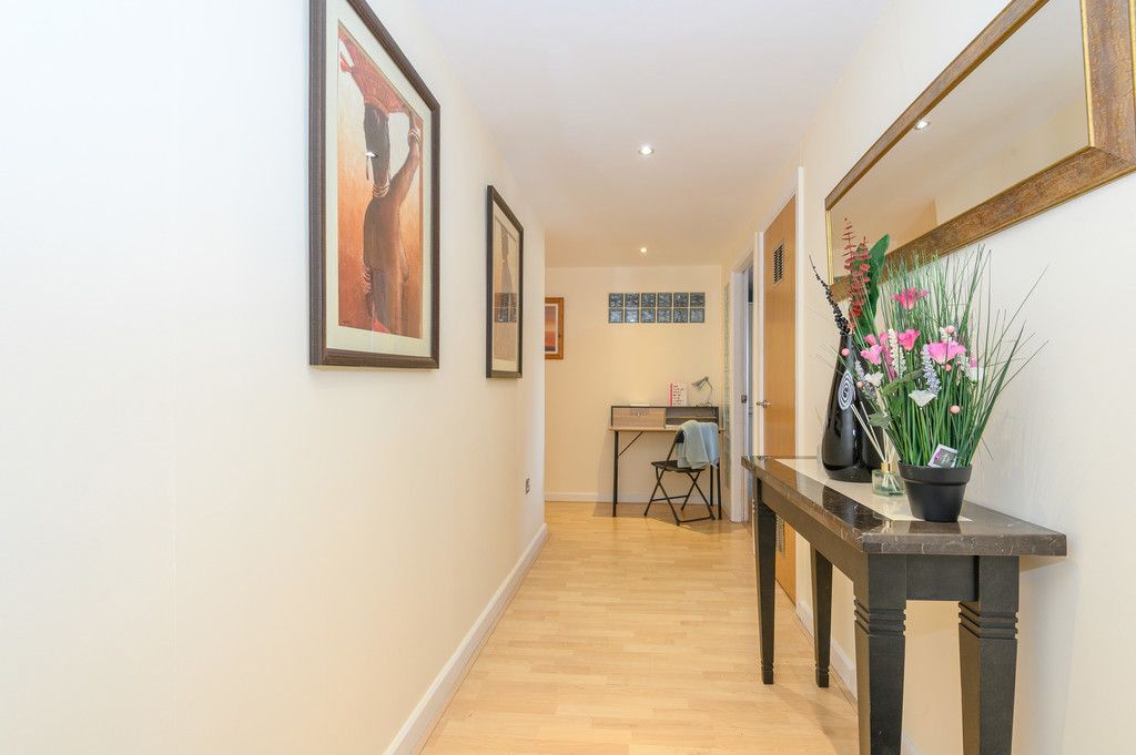 Property photo 2 of 10 Jpg