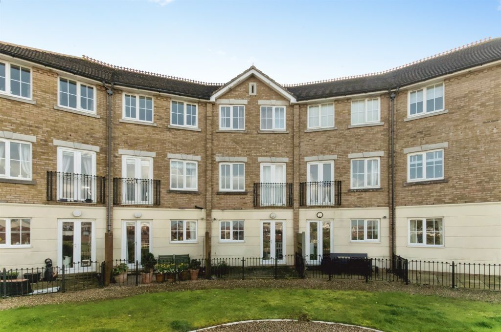 Property photo 3 of 23