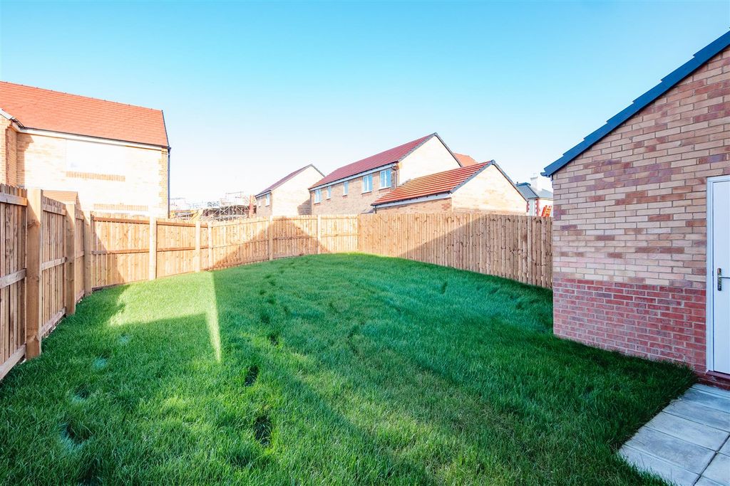 Property photo 2 of 14 P1533147.Jpg