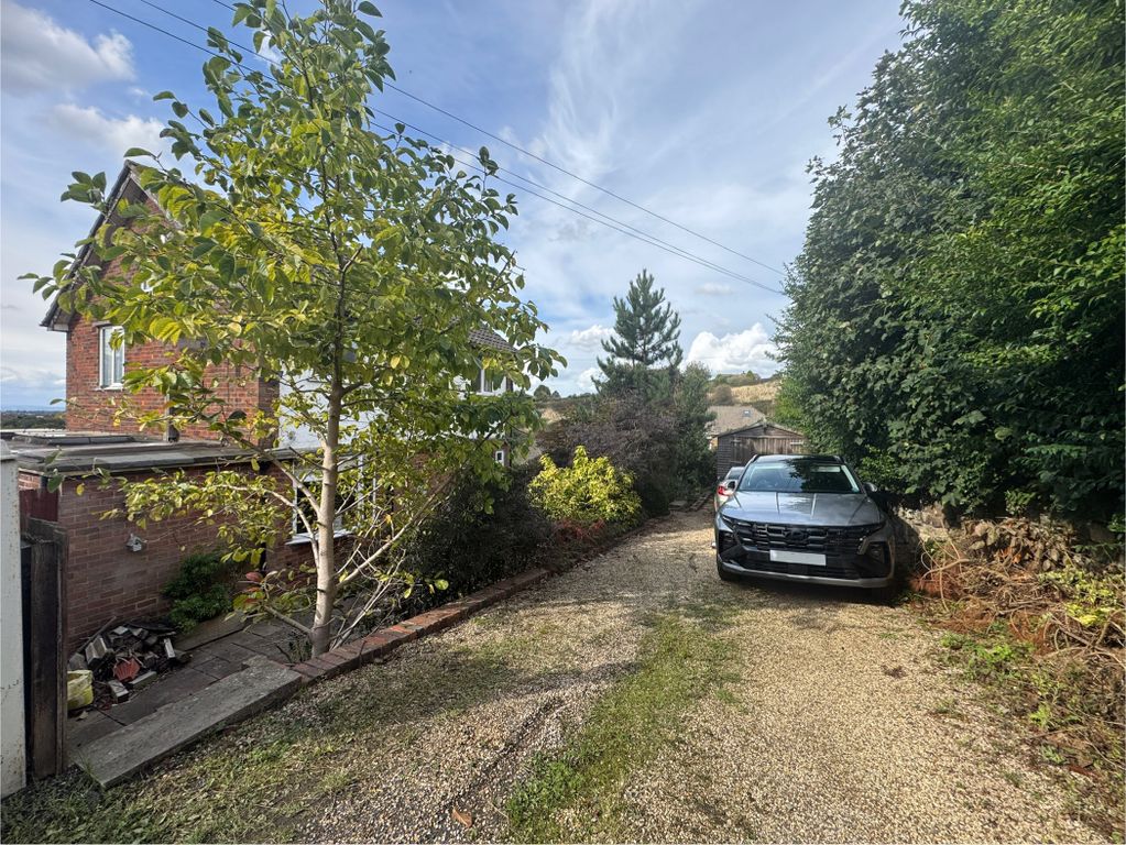 Property photo 3 of 23 Drive To Front