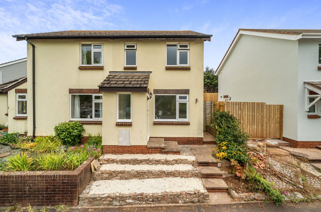 Property photo 1 of 17 1453513-2-69F3425...