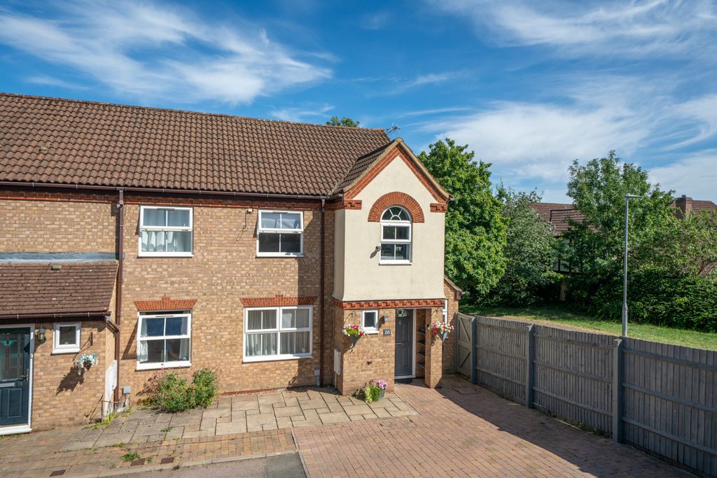 Property photo 1 of 16 Skm-Studio1-21