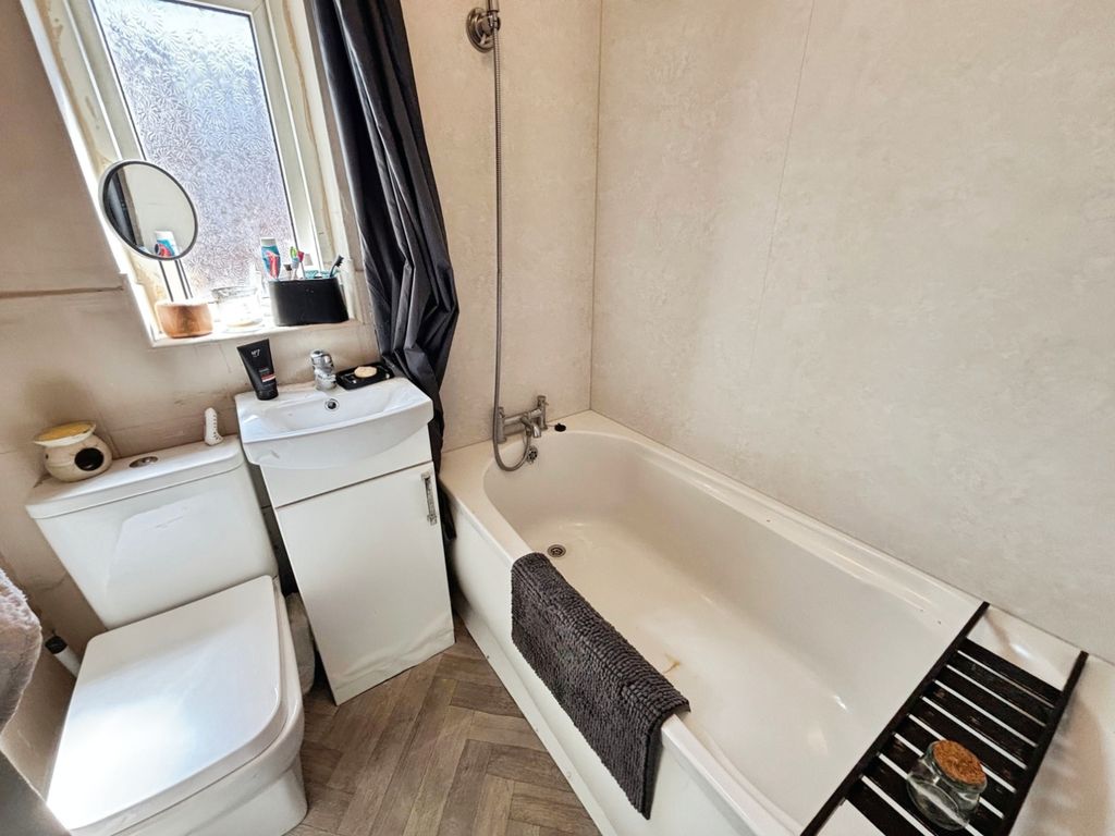 Additional image 7 of 3 bed semi-detached house for saleForster Street, Gainsborough DN21