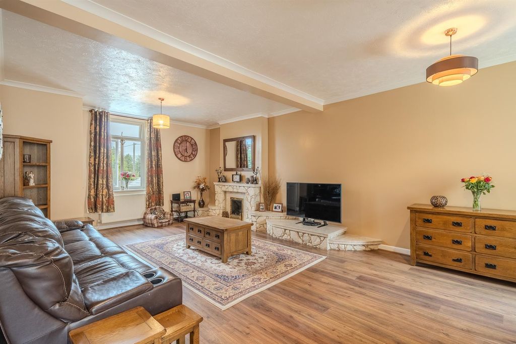 Property photo 3 of 29 14 Clifton Terrace-7.Jpg