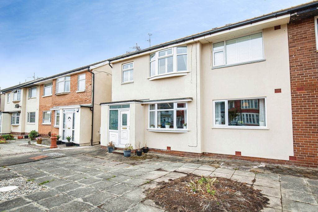 Property photo 1 of 14 Pbox-Img.Jpg