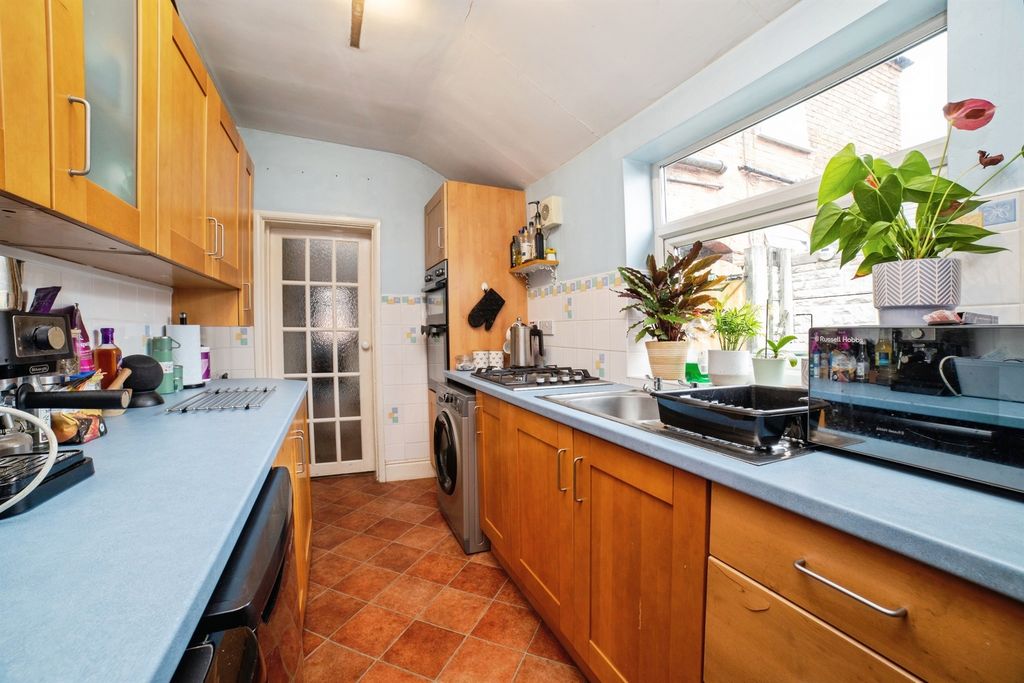 Property photo 3 of 17