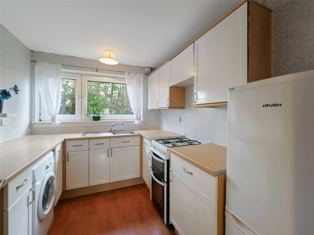 Property photo 3 of 20 Picture No. 06