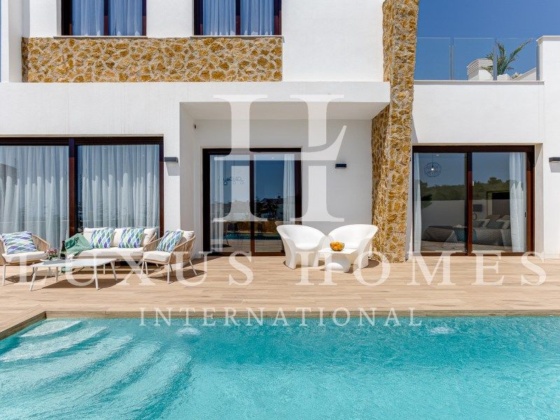 Property photo 3 of 24