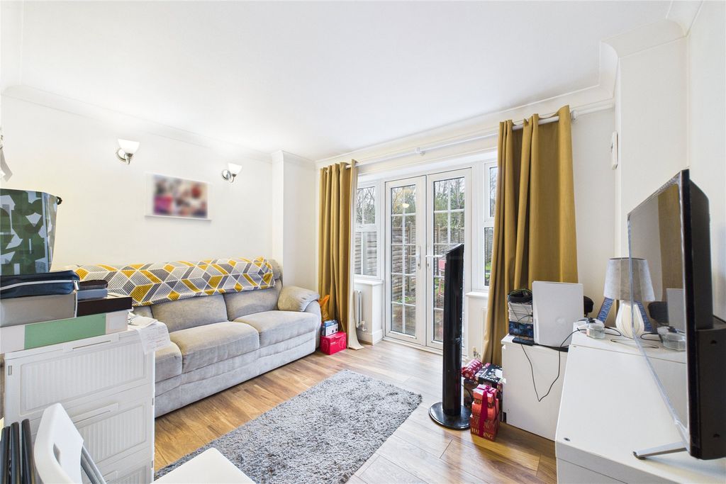 Property photo 3 of 9 Picture No. 05