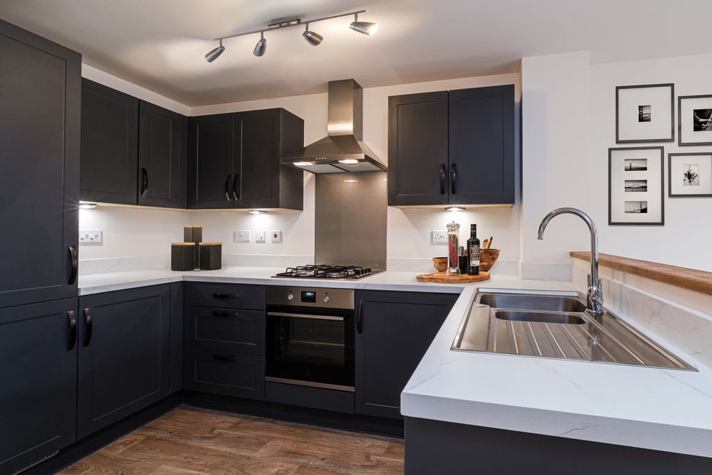 Property photo 2 of 10 Haversham Kitchen