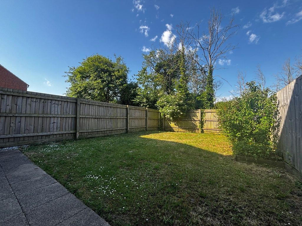 Property photo 3 of 11 Expansive Sunny Garden With Private Lawn Area...