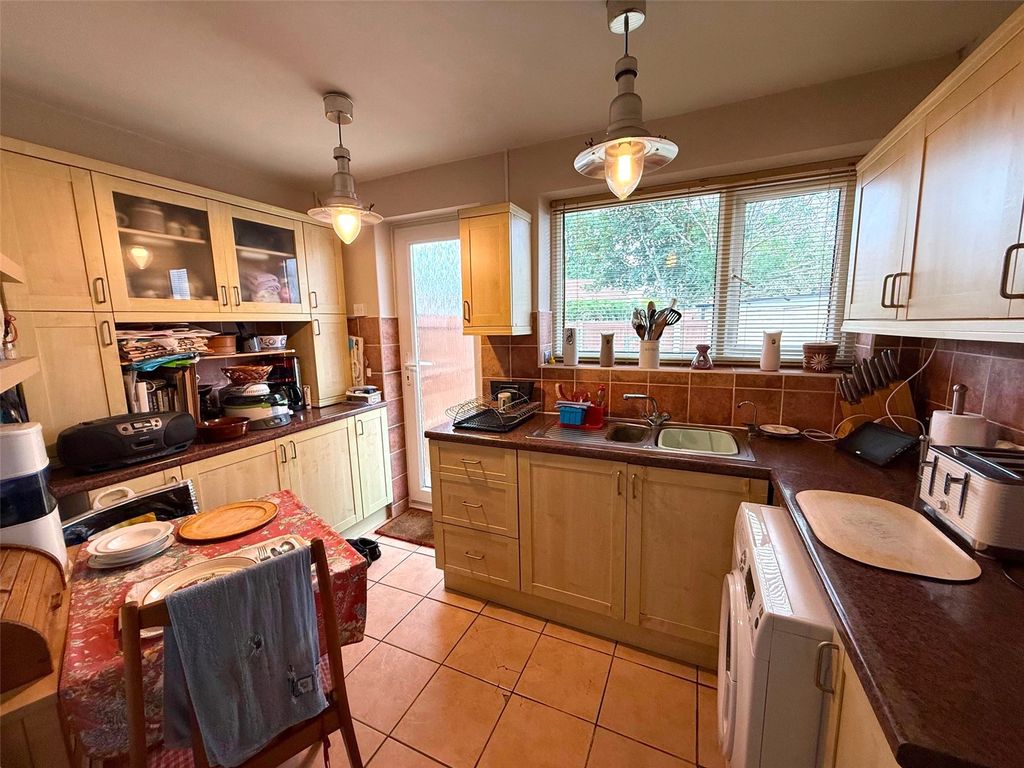 Property photo 3 of 17 Picture No. 27